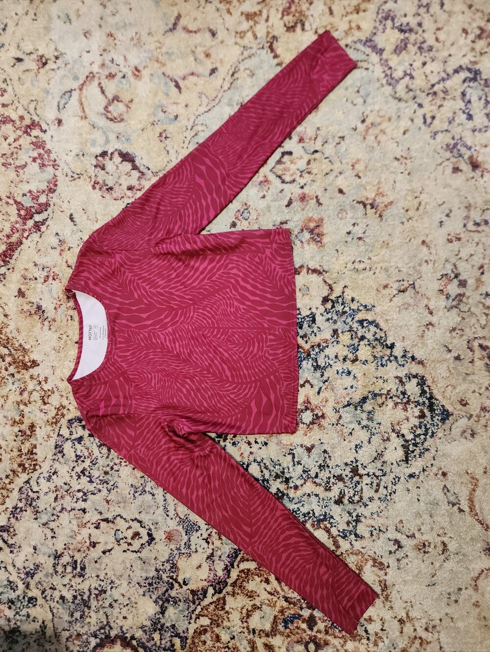 Mott50 Coco Crew Neck Rashguard Magenta Pink Cropped Size Medium
